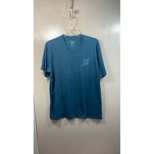 Toes on the Nose Fish Graphic T-Shirt Fishing Outdoor Lifestyle Cotton Tee Large